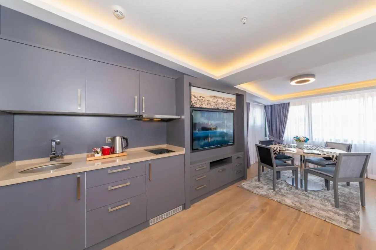 Feri Suites