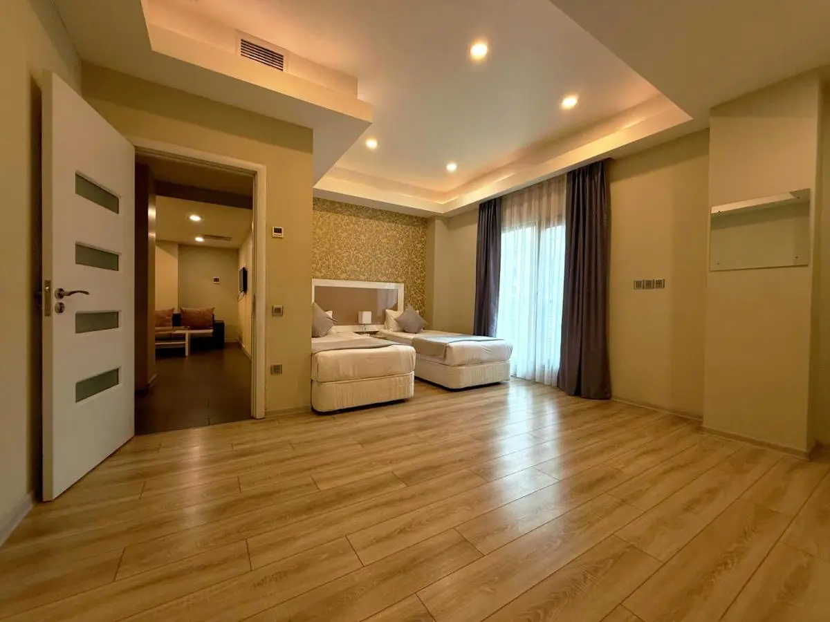 Diplomat Suites Hotel