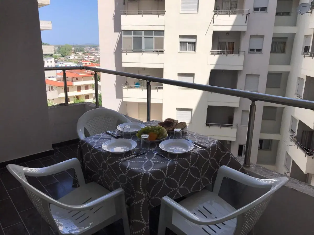 TreA Accomodations - Despacito Port Side