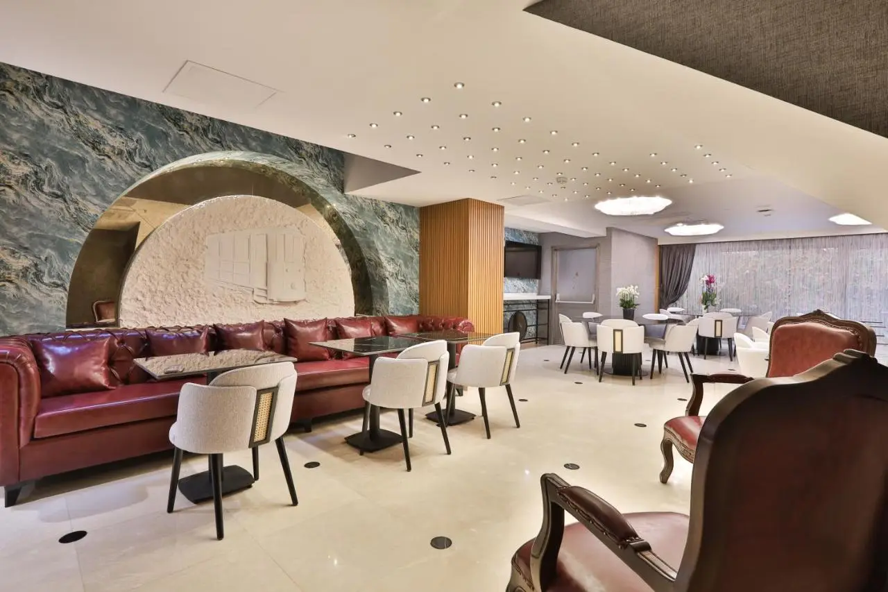Istanbul Taksim Pera Star Hotel - Istiklal Street