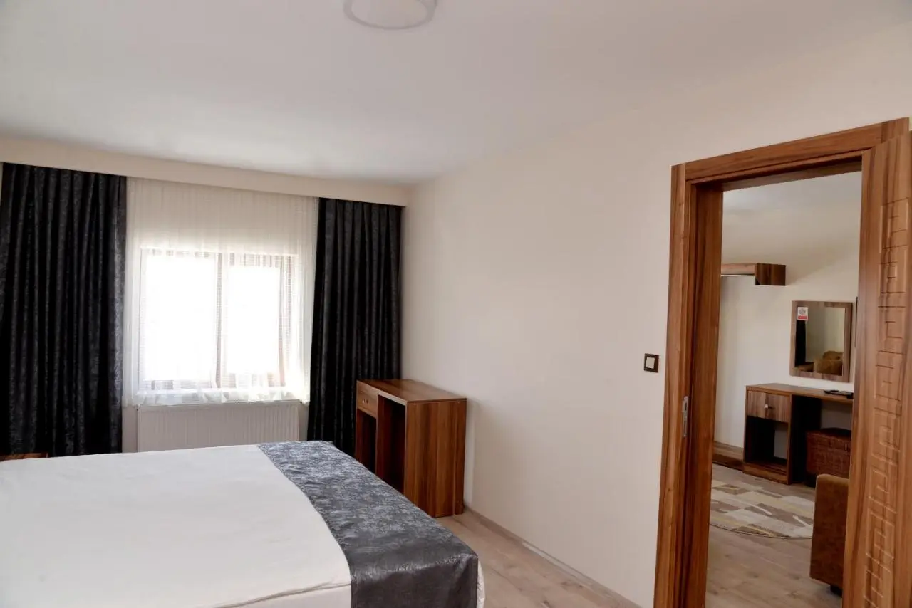 Zümrüt Palas Otel