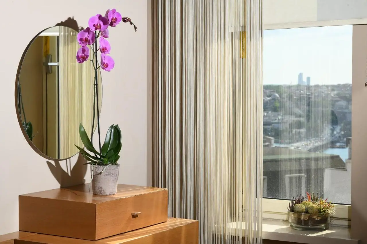 Ansen Hotel and Suites