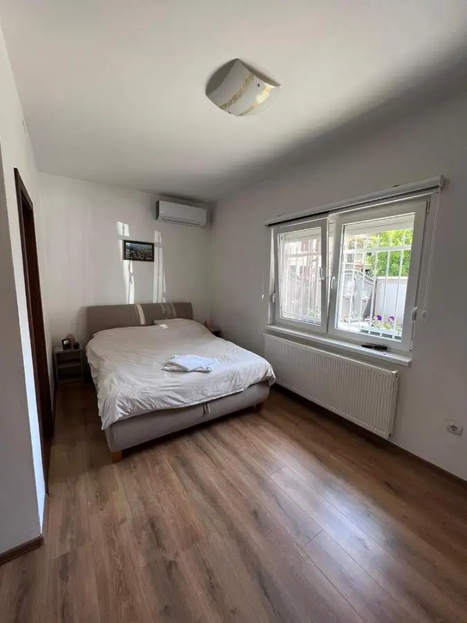 Oasis Royal Apartments