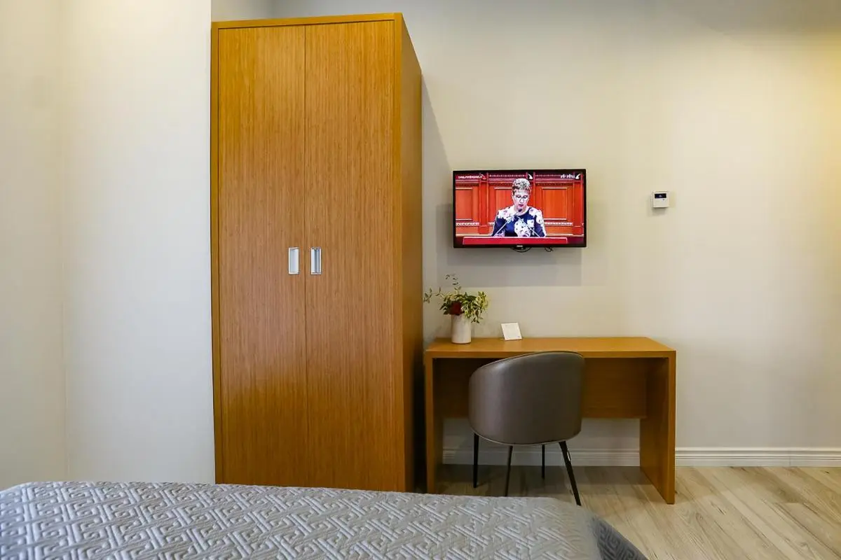 Home Hotel
