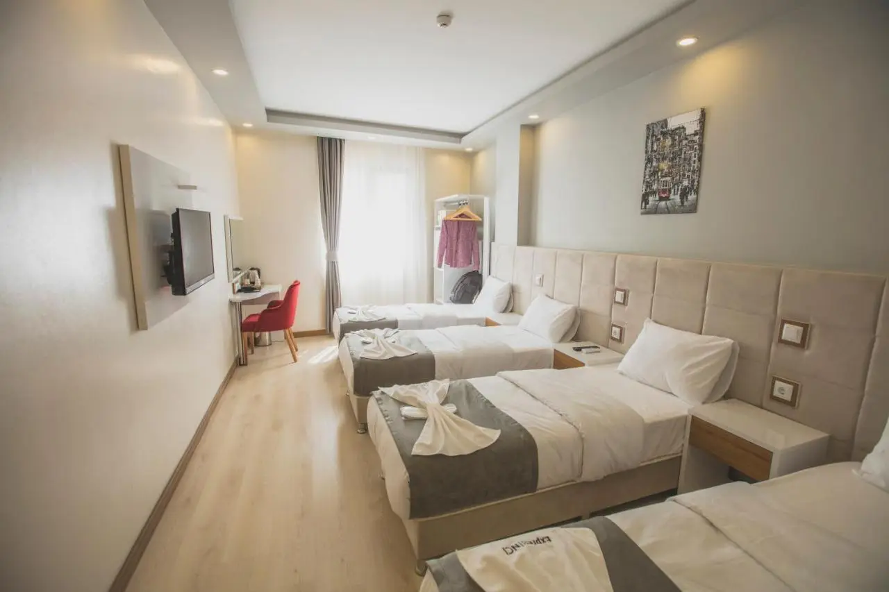 Express İnci Hotel