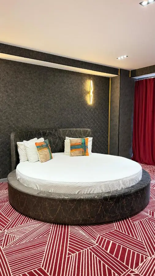 Avenue Nizami hotel
