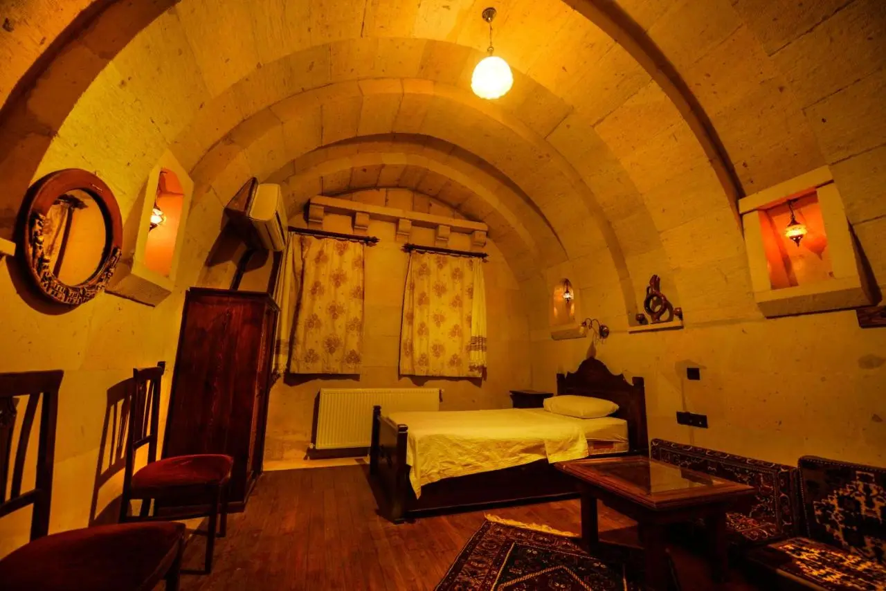 Vineyard Cave Hotel