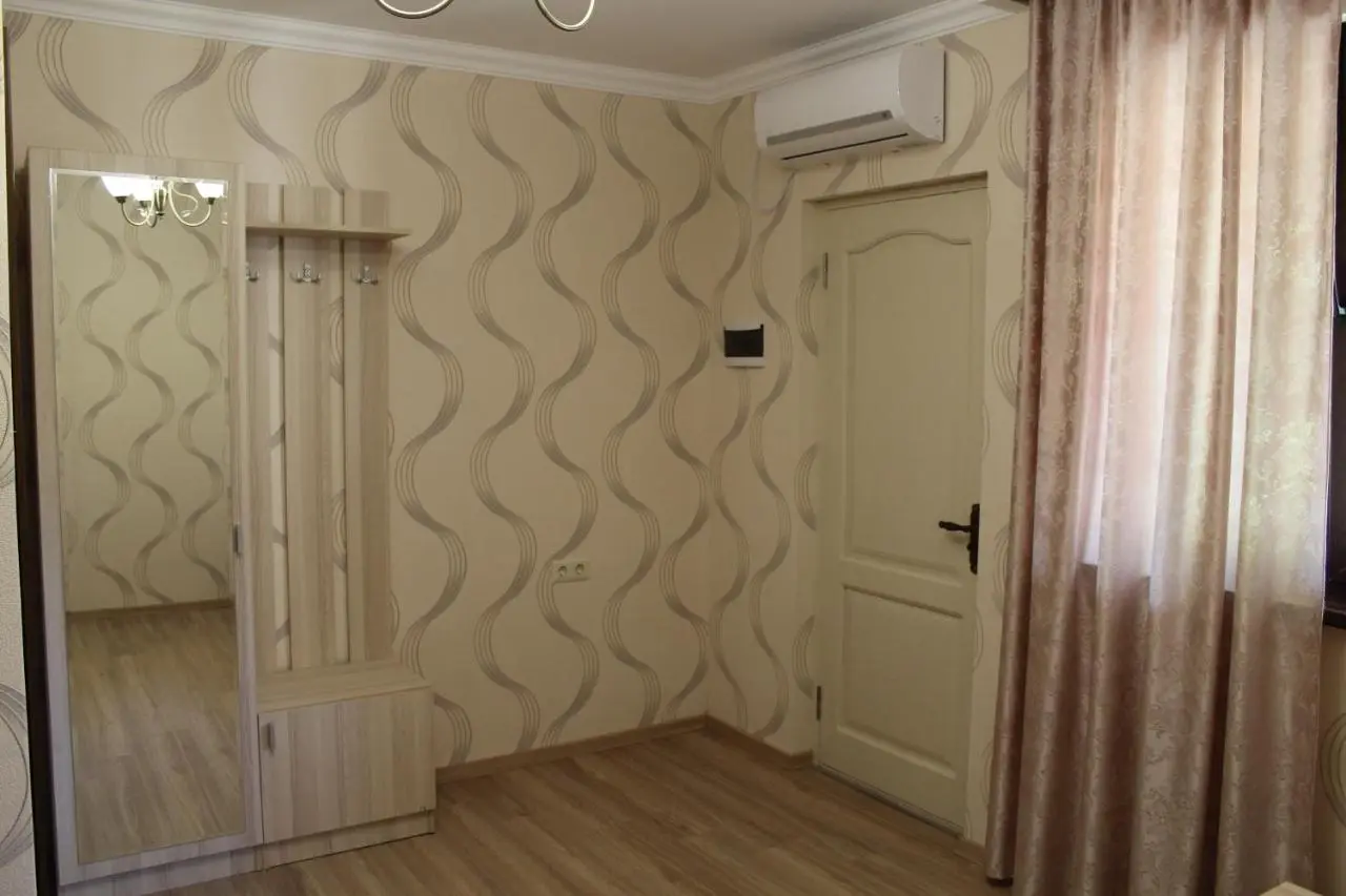 Emis Hotel