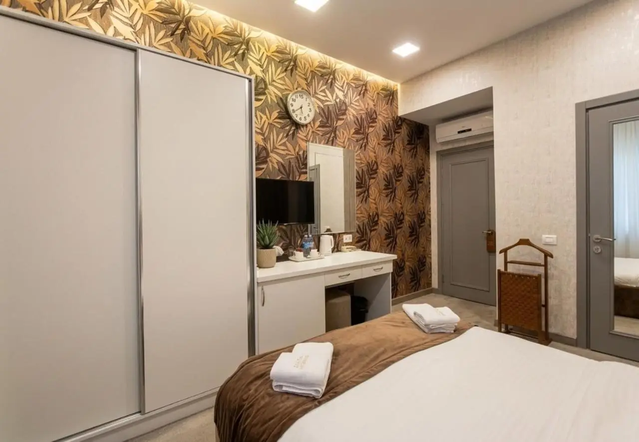 Sunday Luxury Hotel