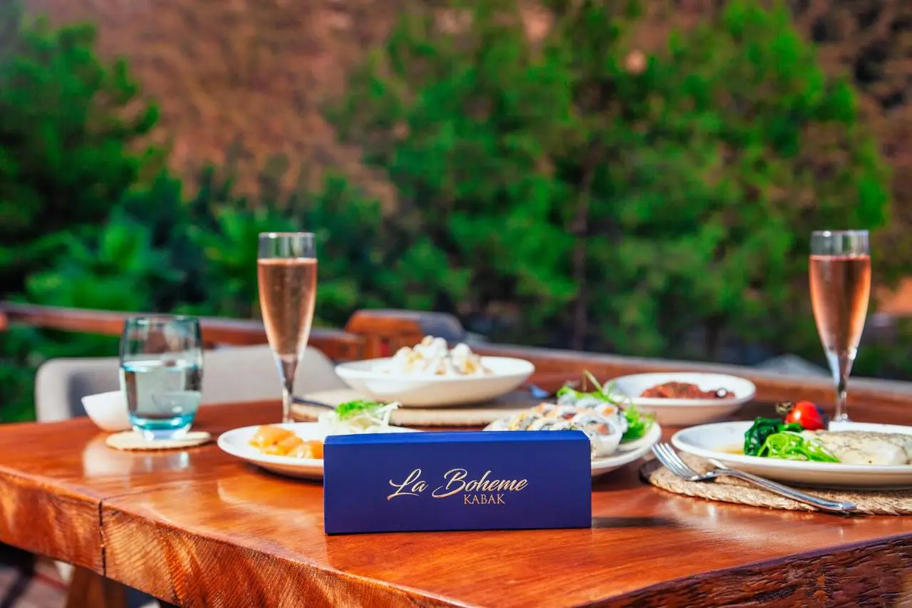 La Boheme Kabak Adults Only