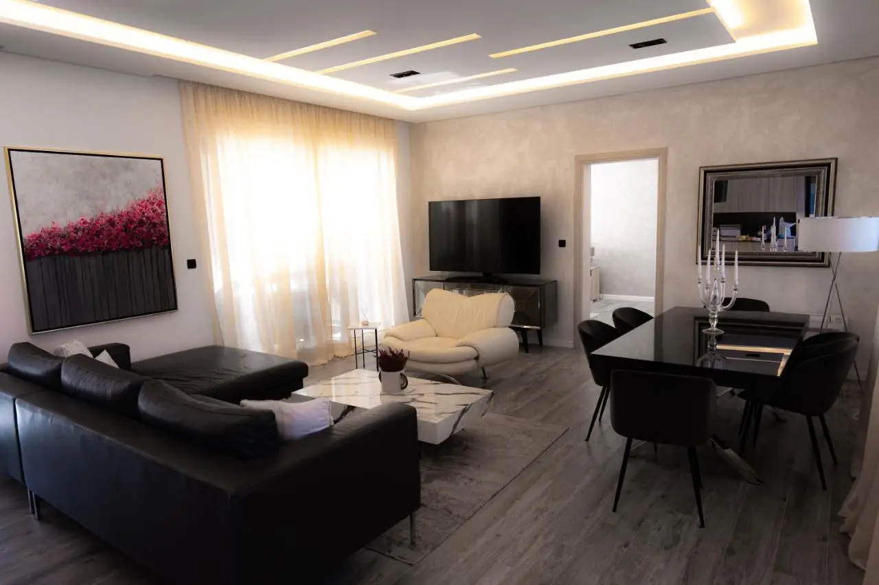 Villa TORO Velvet