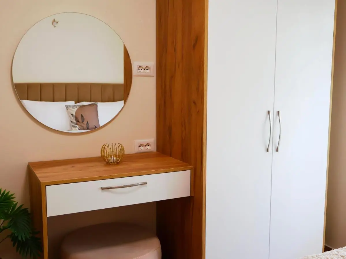 Fiora Apartment