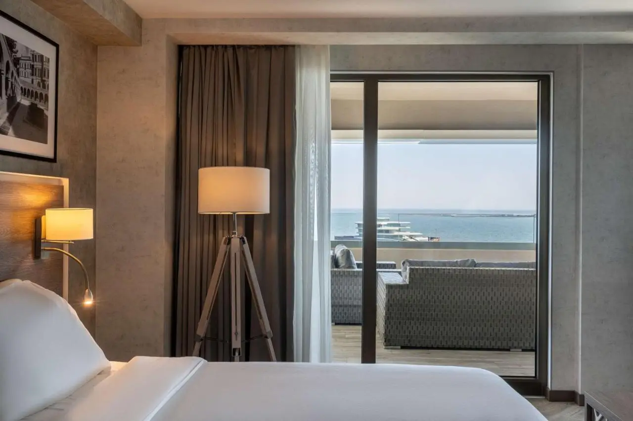 Radisson Hotel Baku