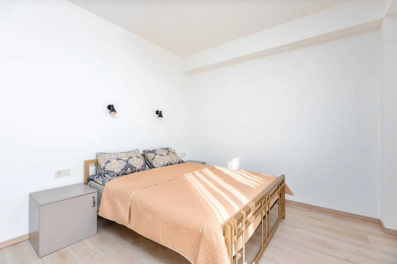 Fresh Air & Panoramic View (Floor 1 & 2)