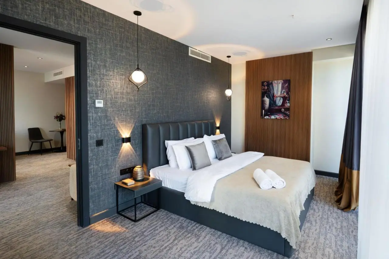 NOVA LUXE Hotel & Residences