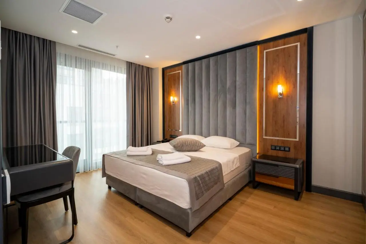 Rusel Park Residence