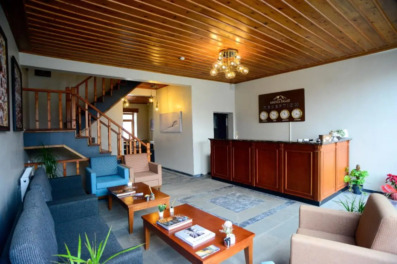 AHISKA PALAS OTEL
