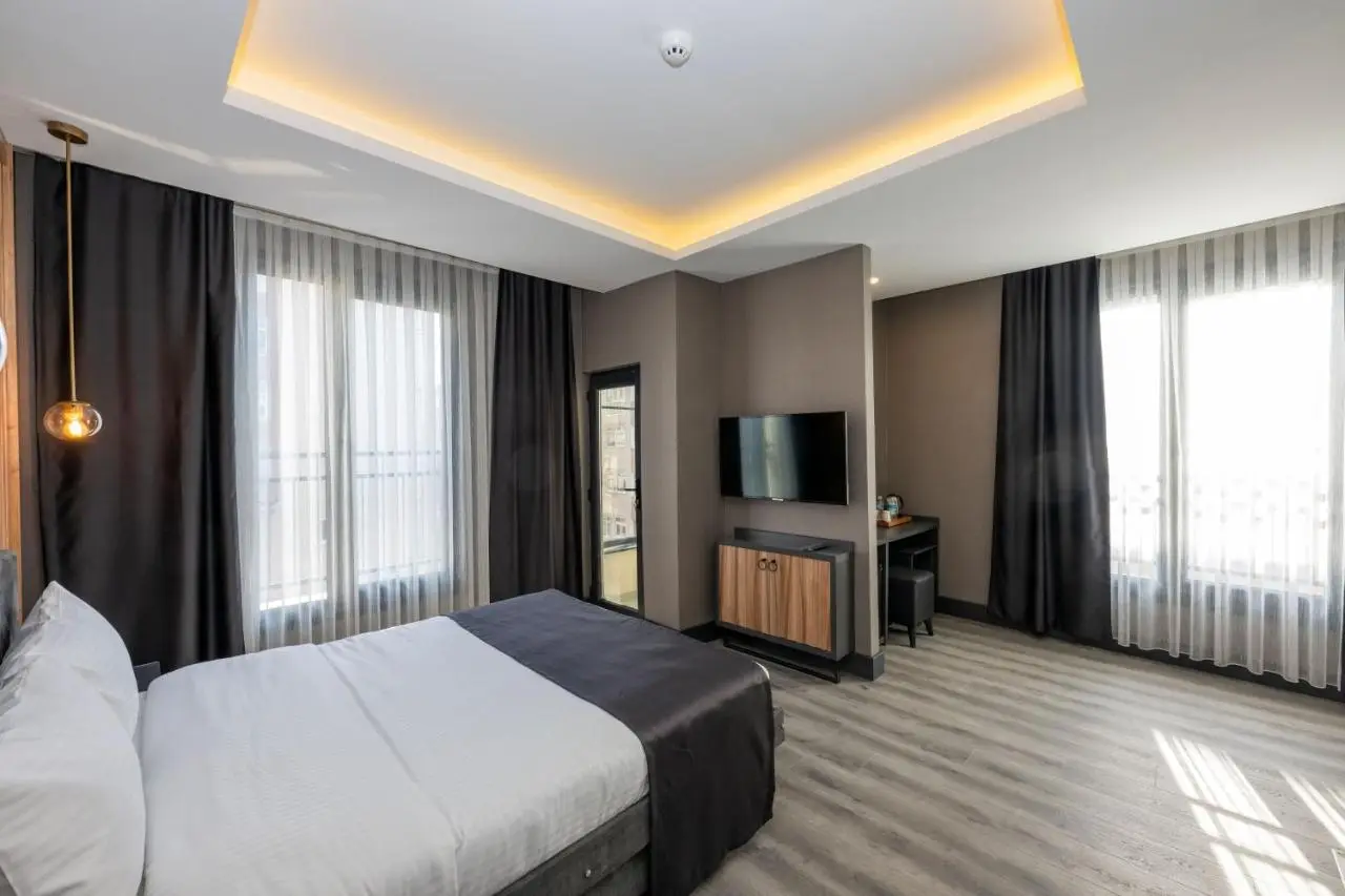 The Nirvanas Hotel