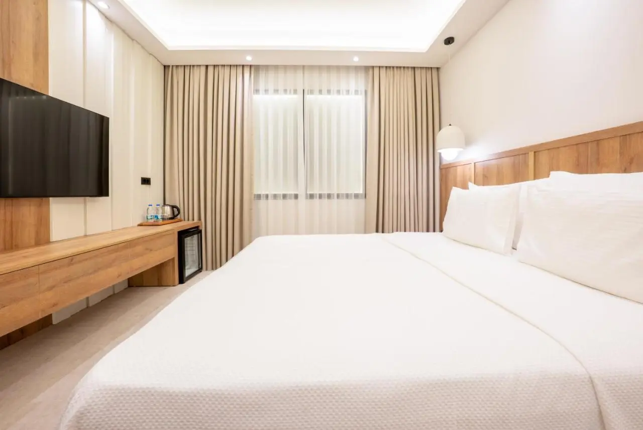 Premier Lounge Hotel