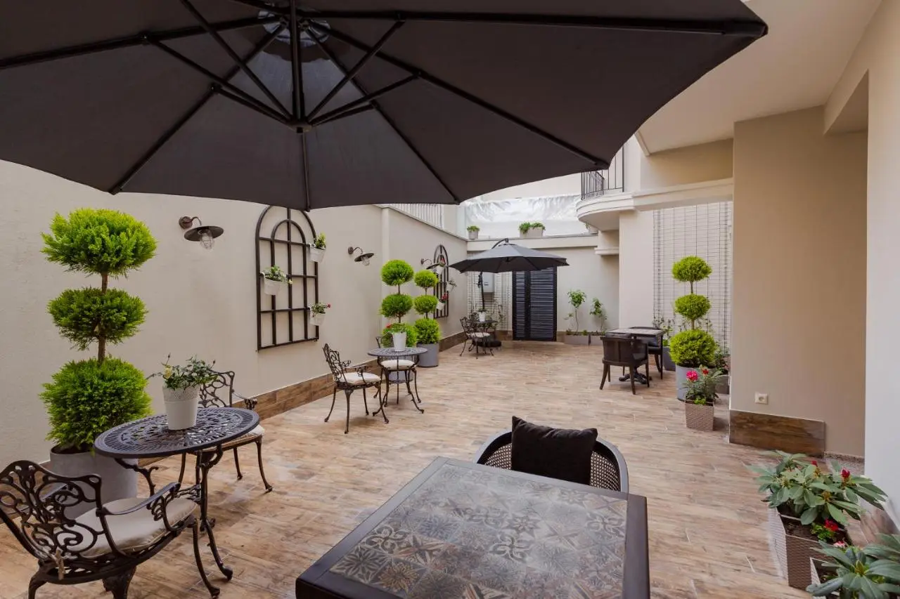 Hotel BLOOM Batumi