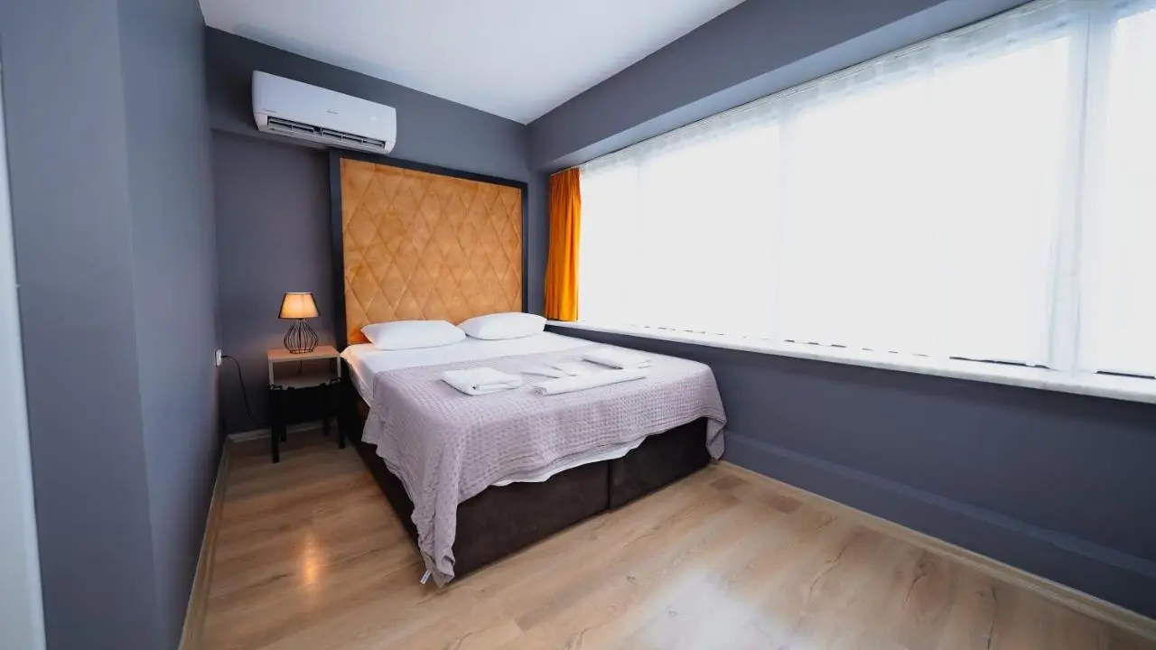 Luka Suit Hotel