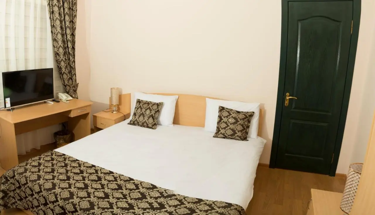 City Walls Hotel
