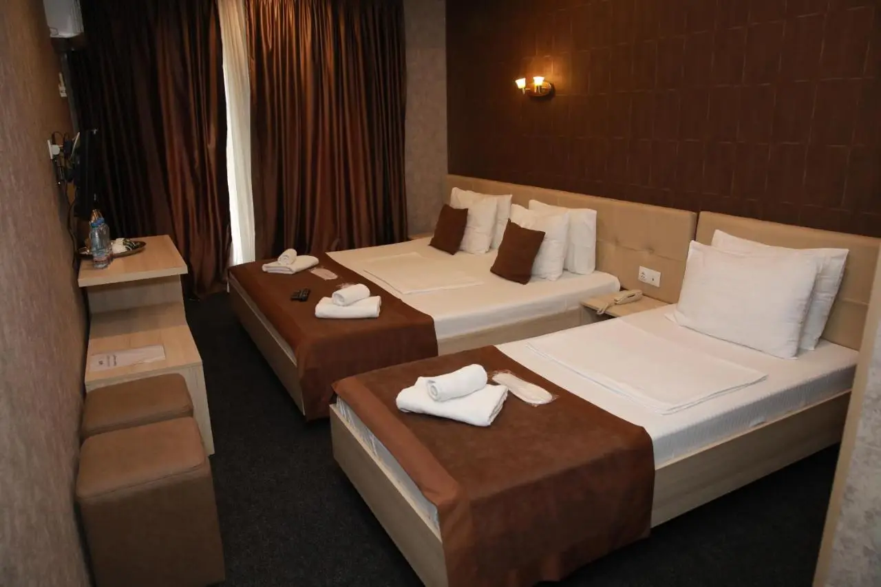 Hotel Voyager