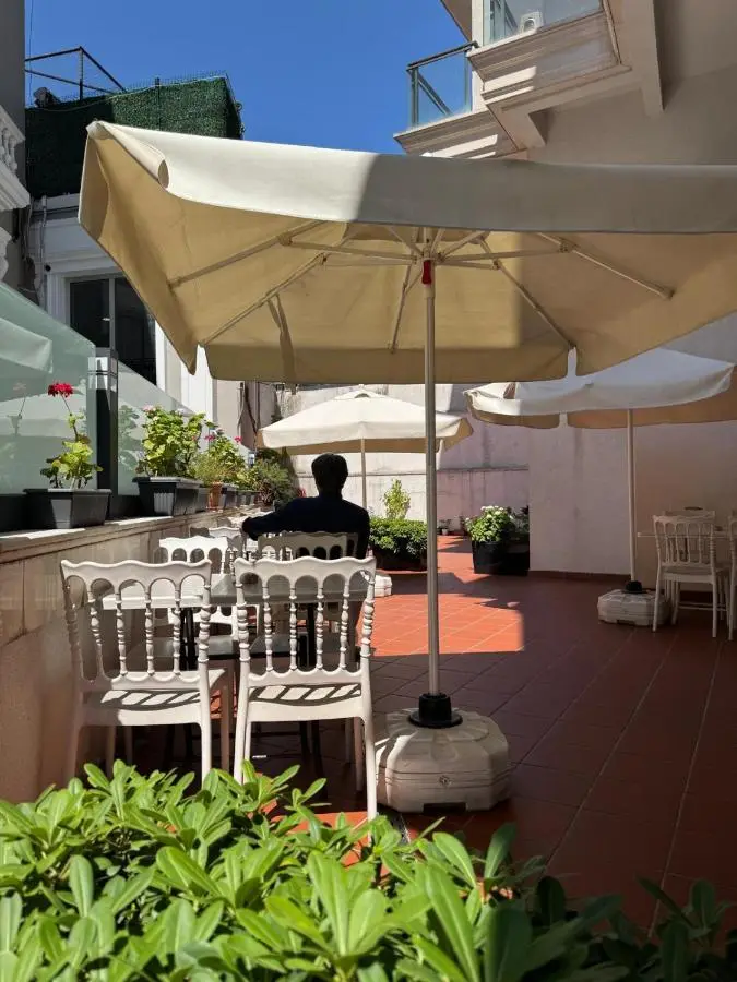 Hanna Hotel