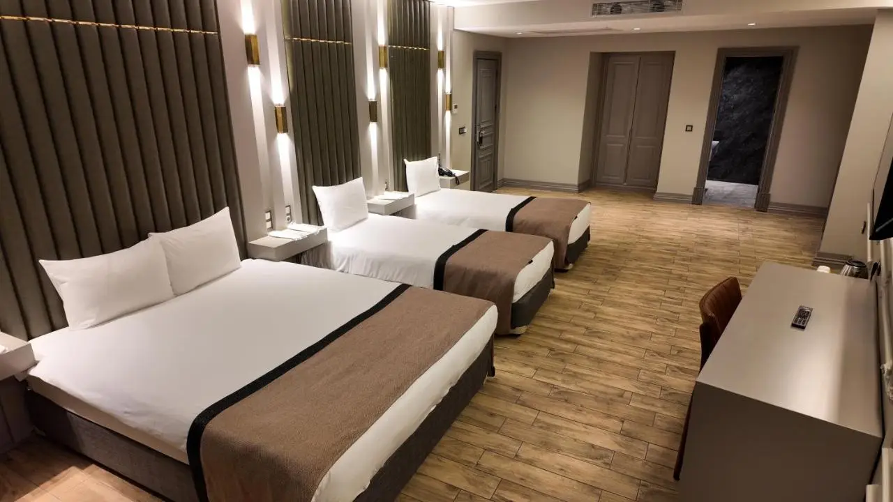 Lala Grand Hotel