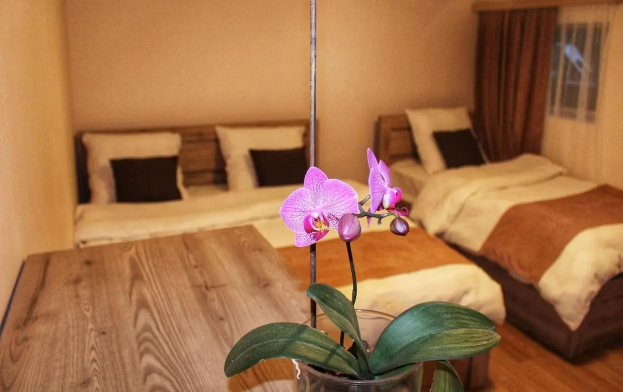 Rooms 3
