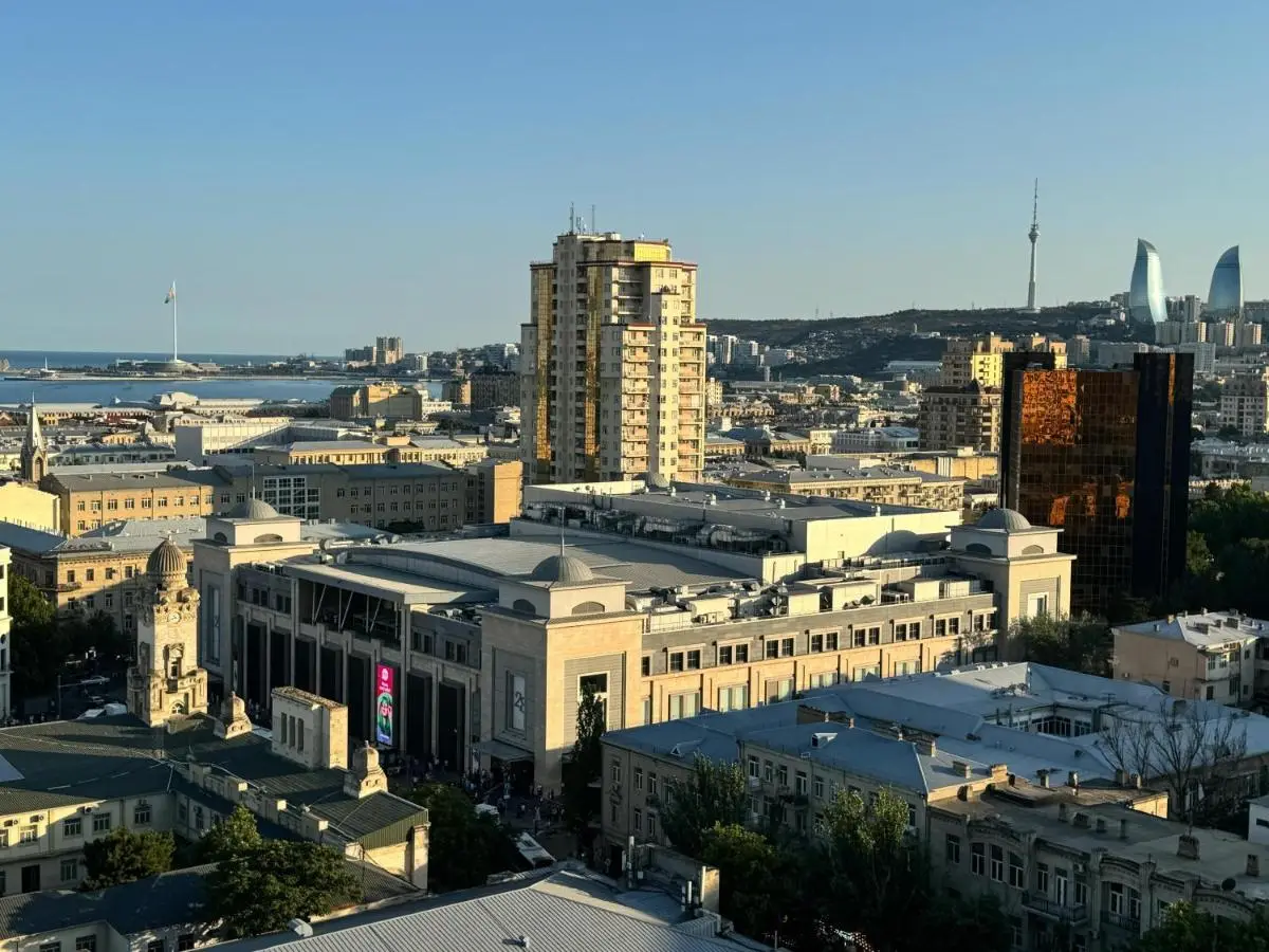 Baku Holiday Luxe Family Apartment