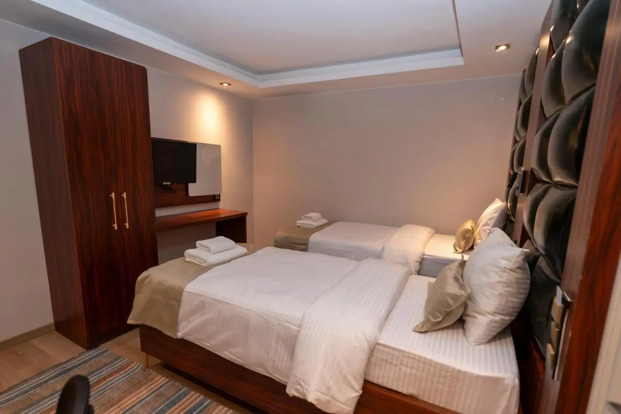 THE MUA LUXURY HOMEs