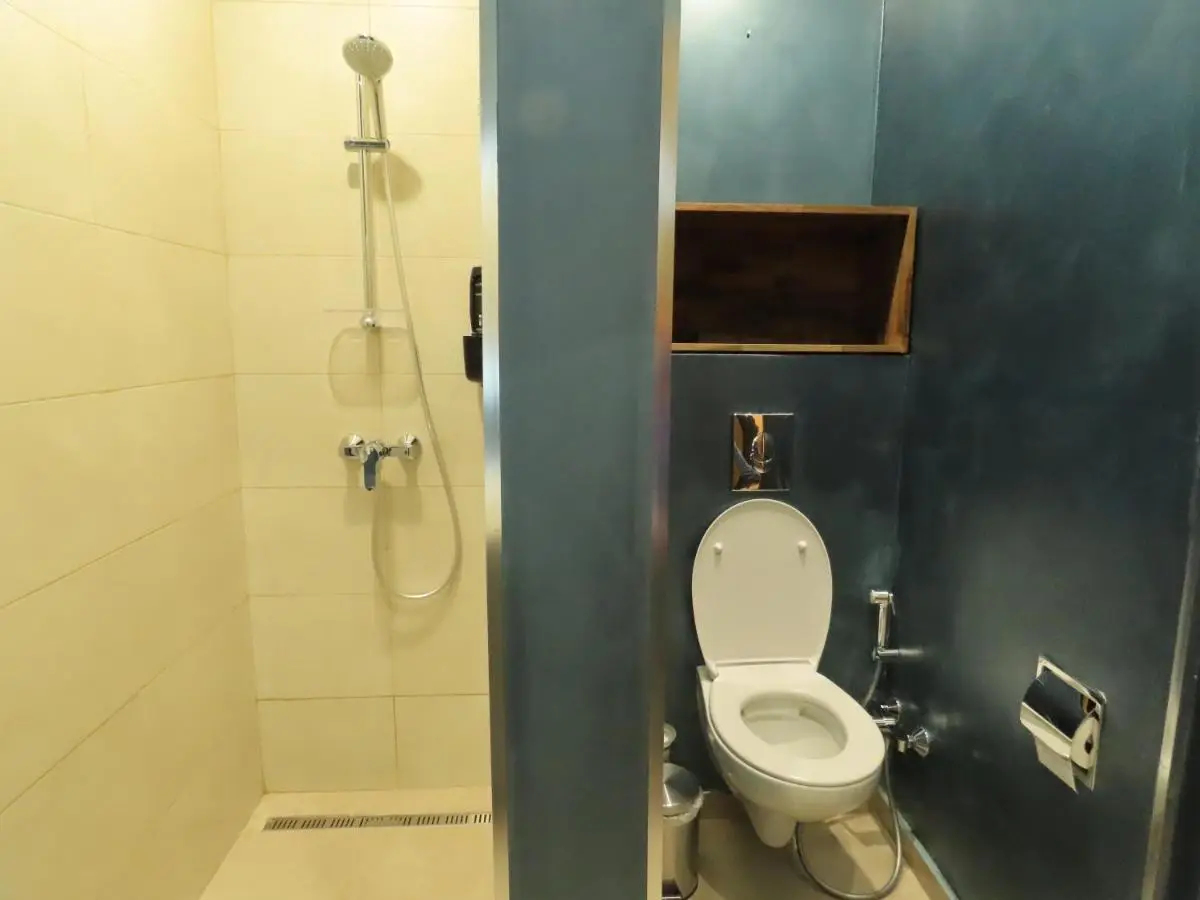 2BR loft apartment near Liberty square
