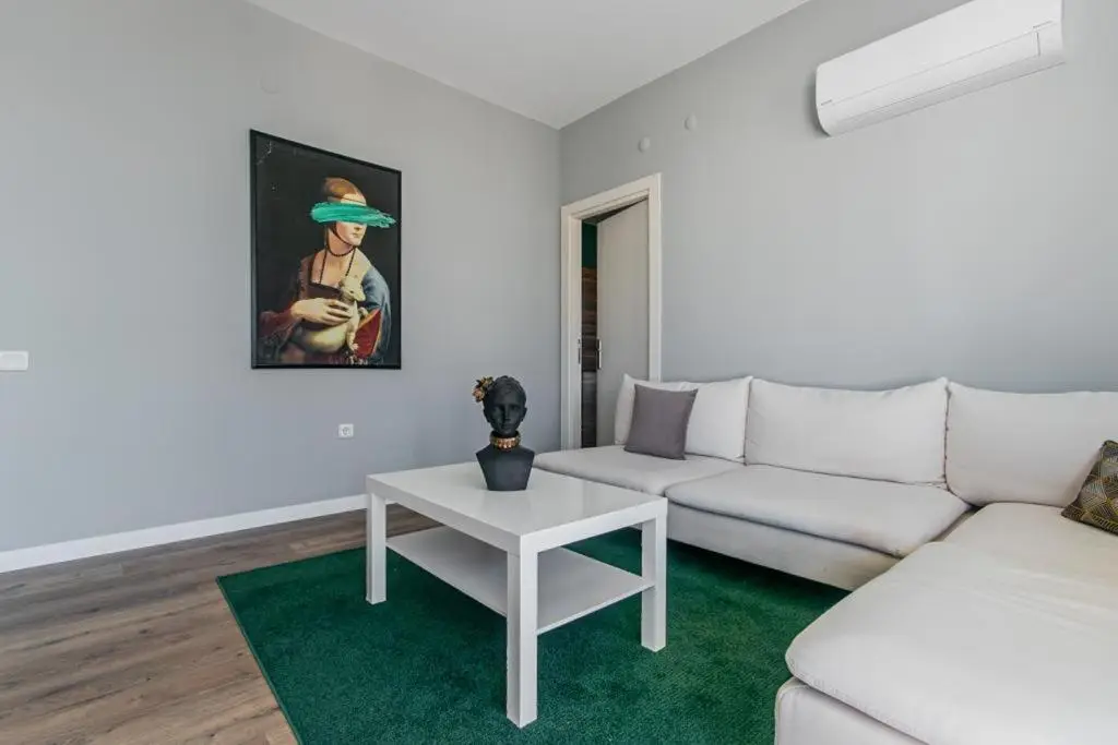 Lara Suites