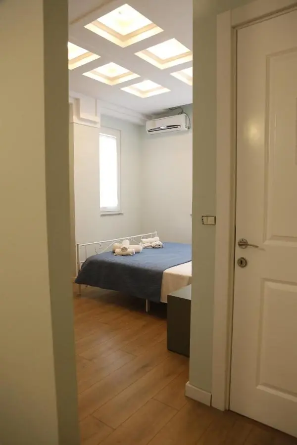 Illyrian studio apartment 2