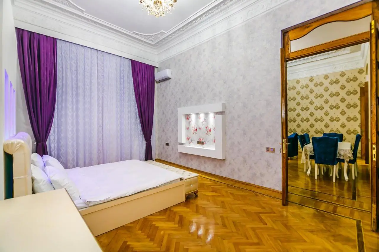 Hezi Aslanov house in CITY CENTRE