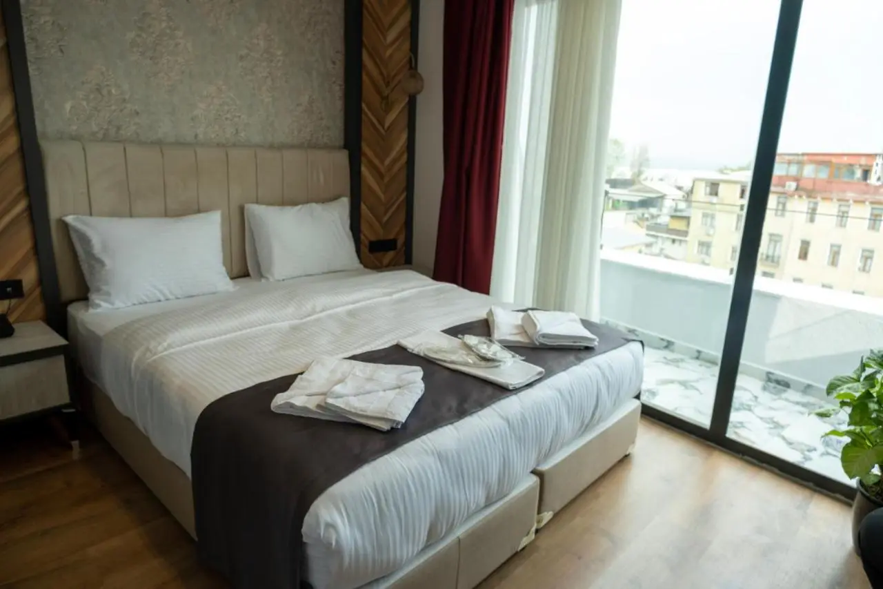 Linda Port Hotel