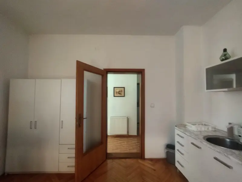 Family Suite Apartment - 2 Studios with Garden