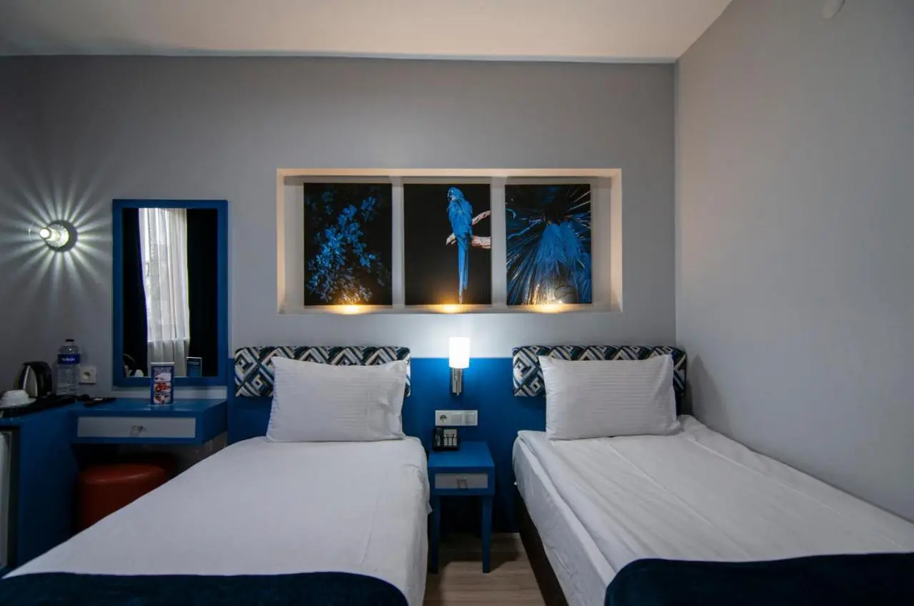 Lapis Inn Hotel & Spa ( Ex. Ambassador Hotel)