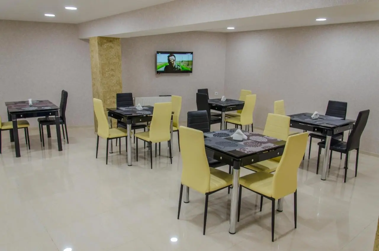 Hotel Voyager