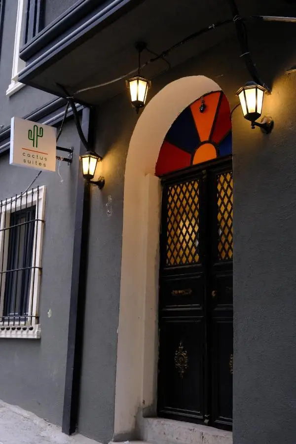 Cactus Suites
