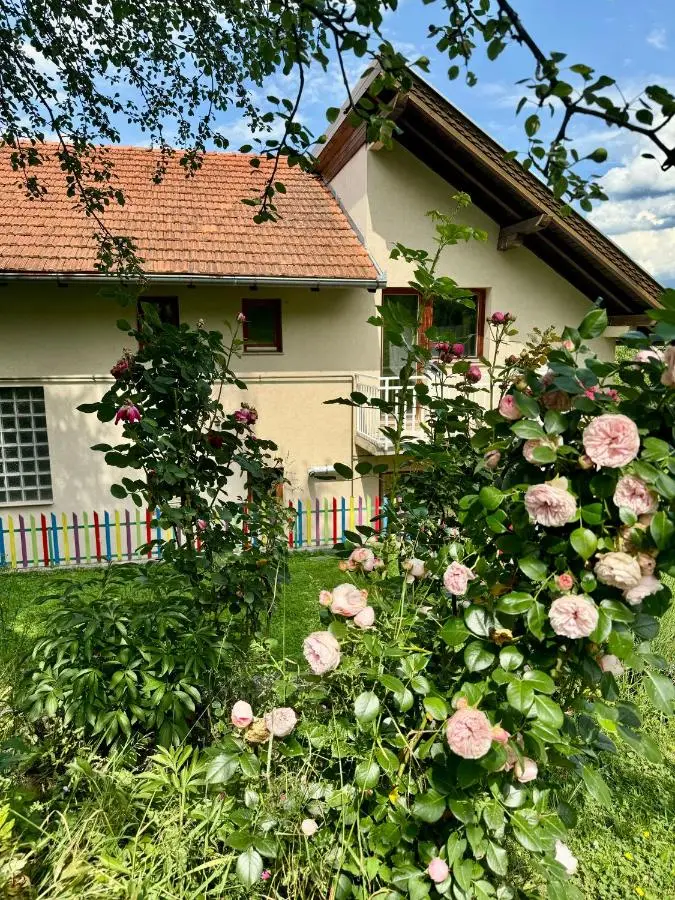 Sarajevo Flower Garden - Entire House & Private Garden
