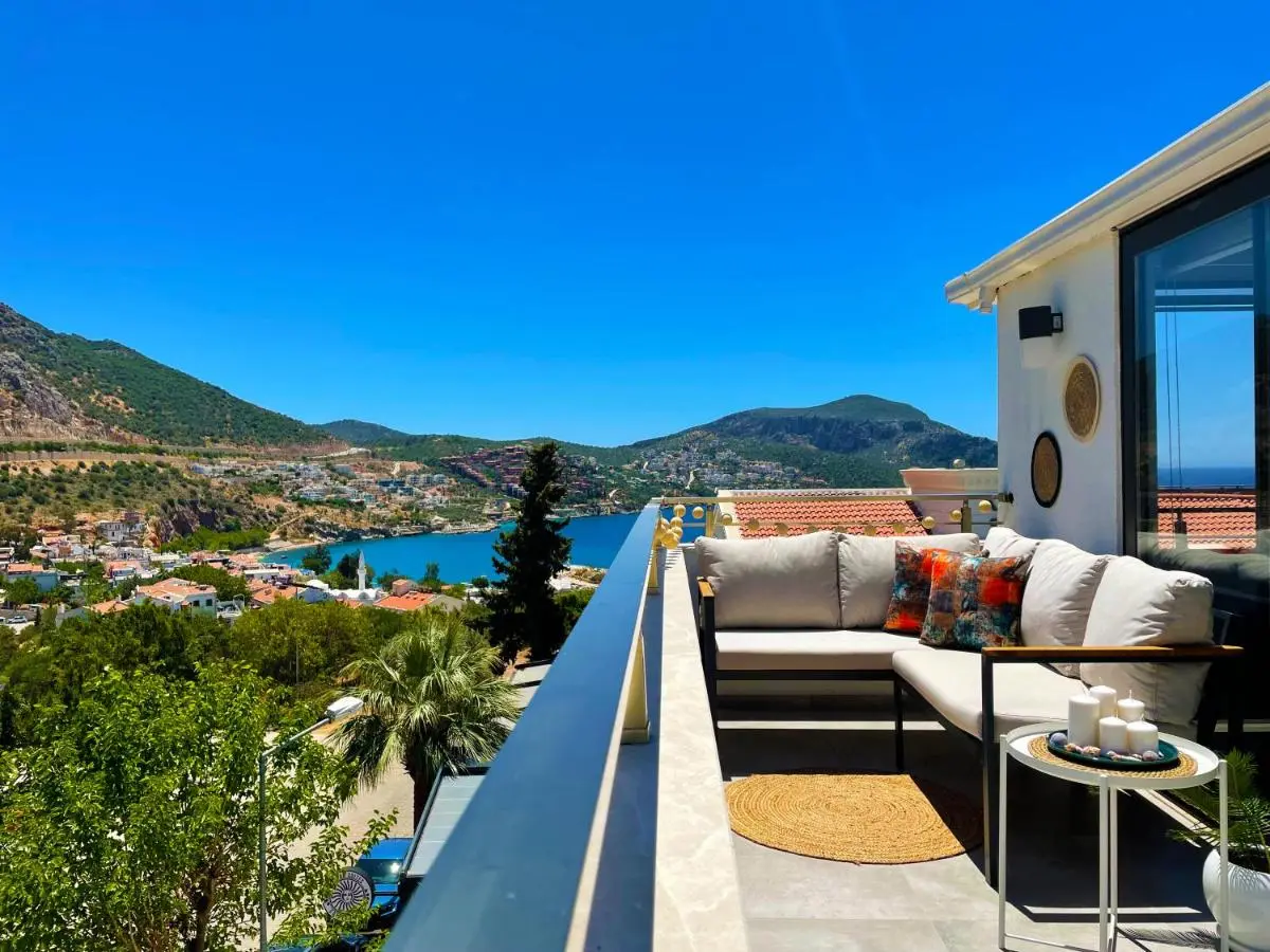 KAYA APARTMENTS