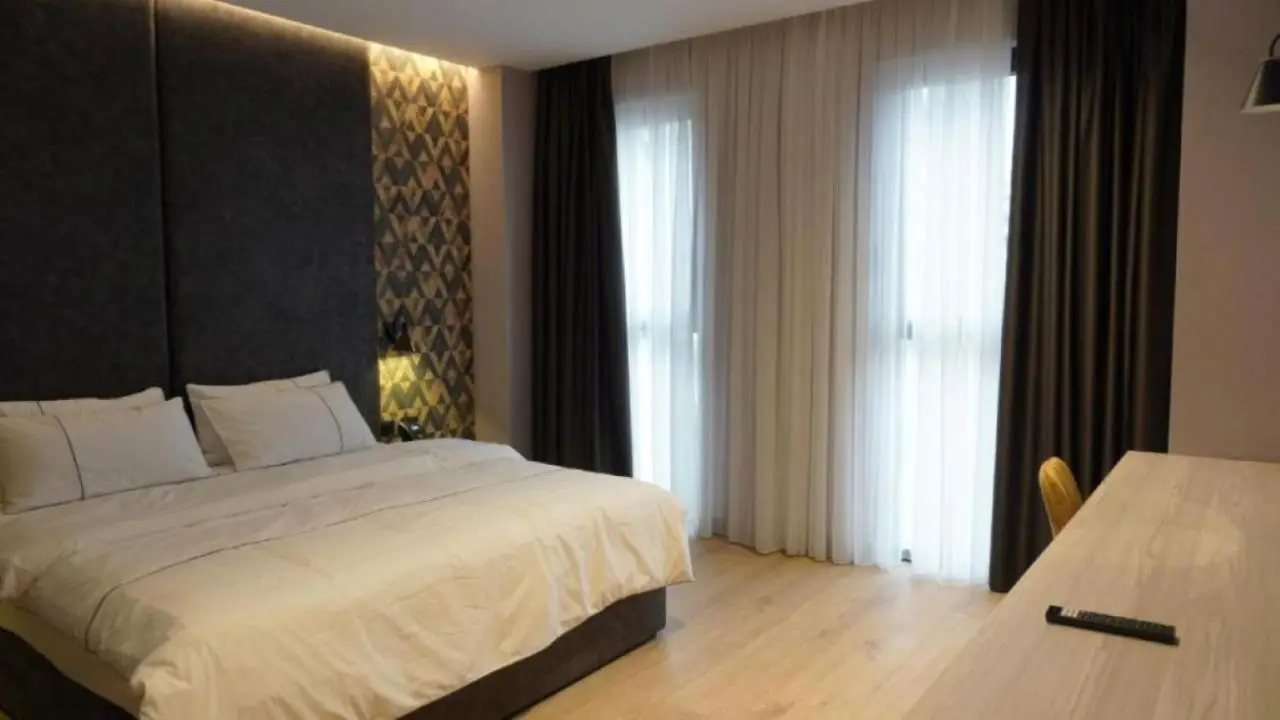 StarLight Hotel