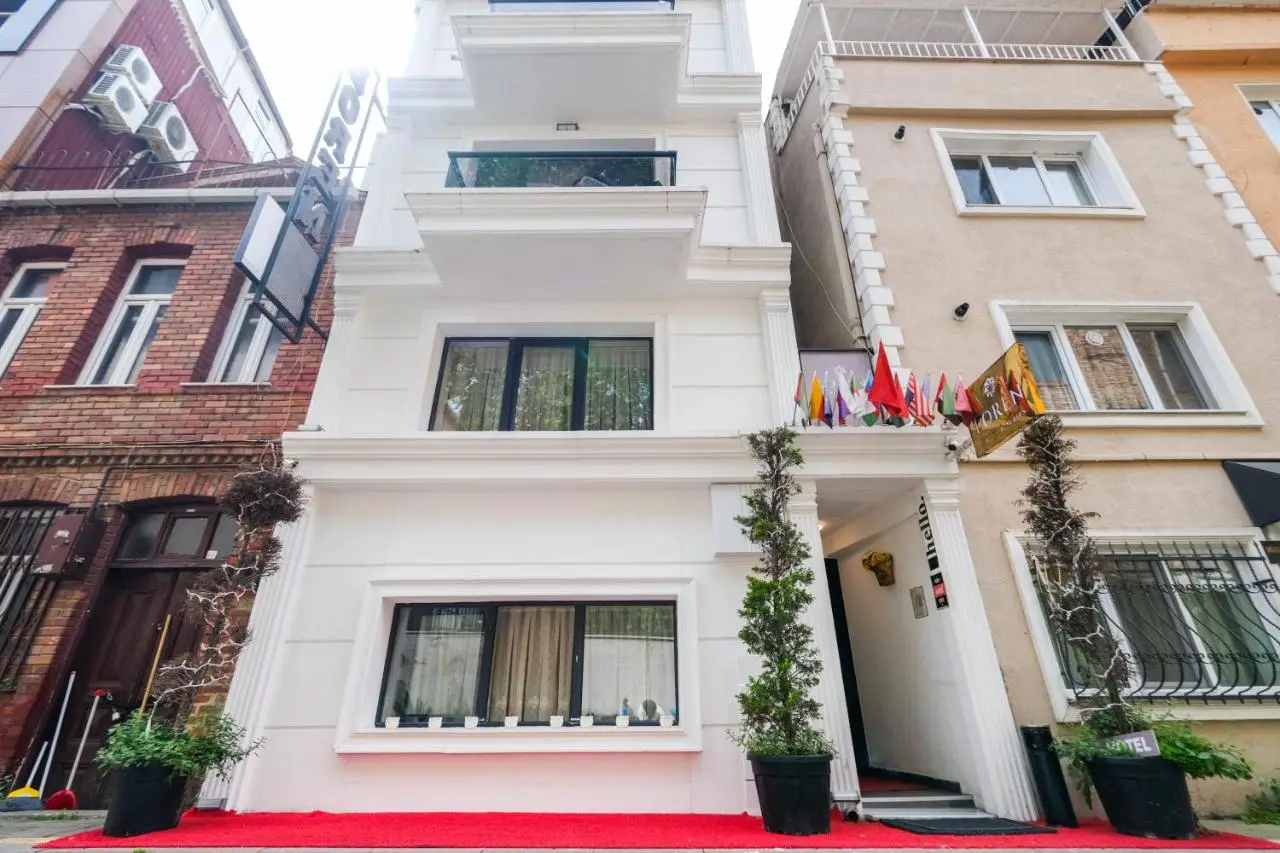 Loren Hotel&Suites
