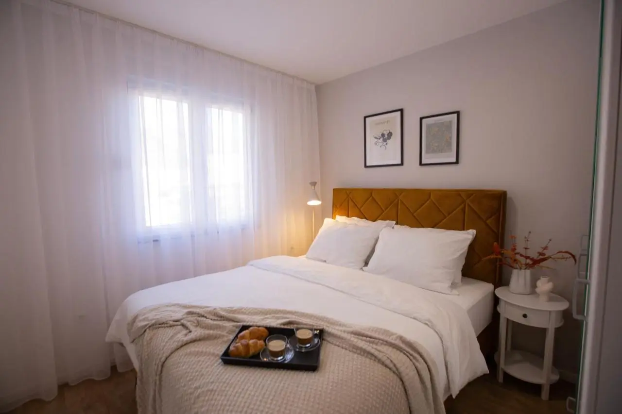 Apartment Naya