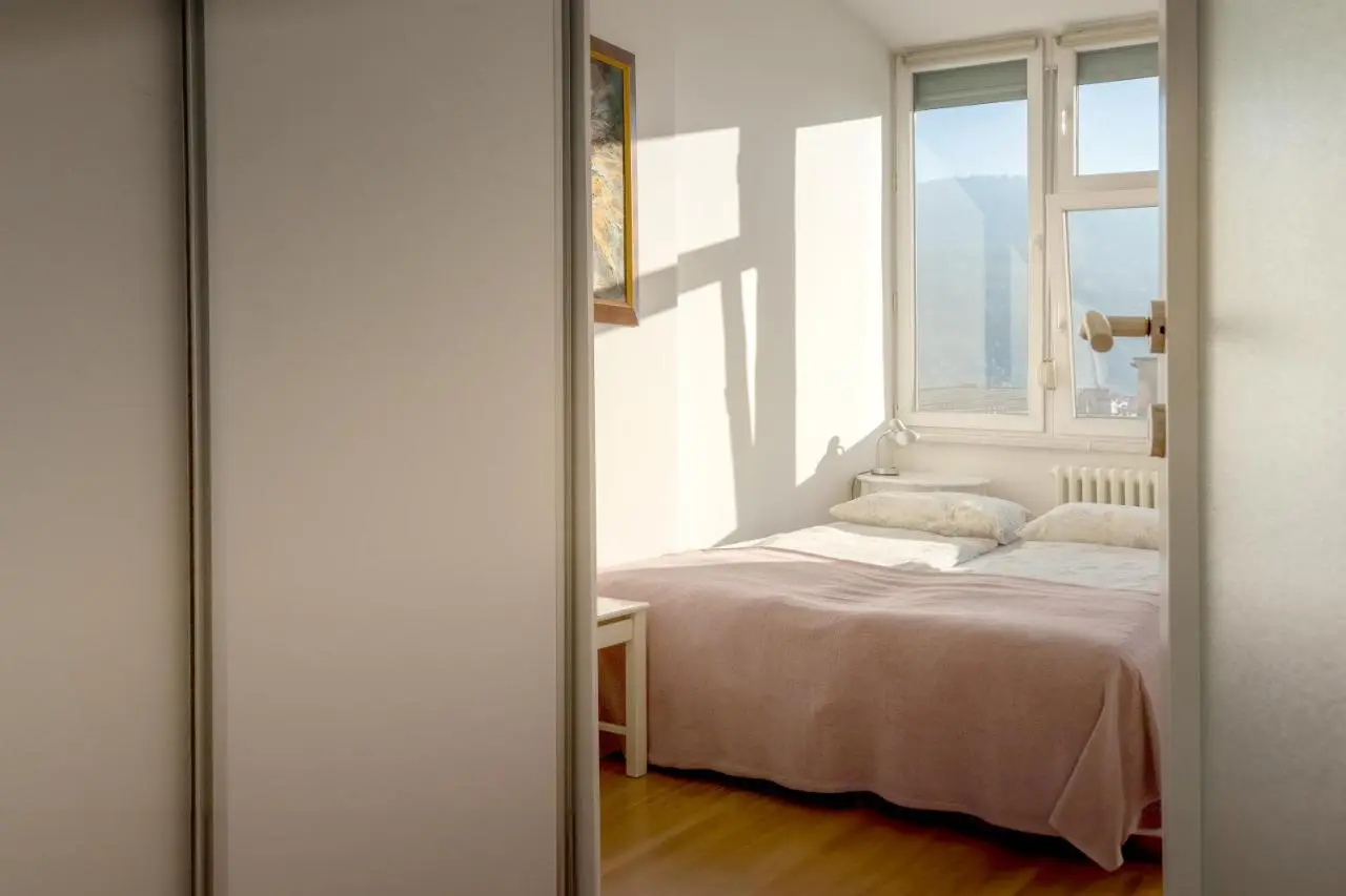 Central Apartment Mirza