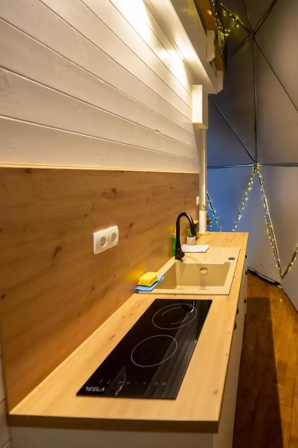 Continental Adventure Resort - Mountain Escape & Glamping