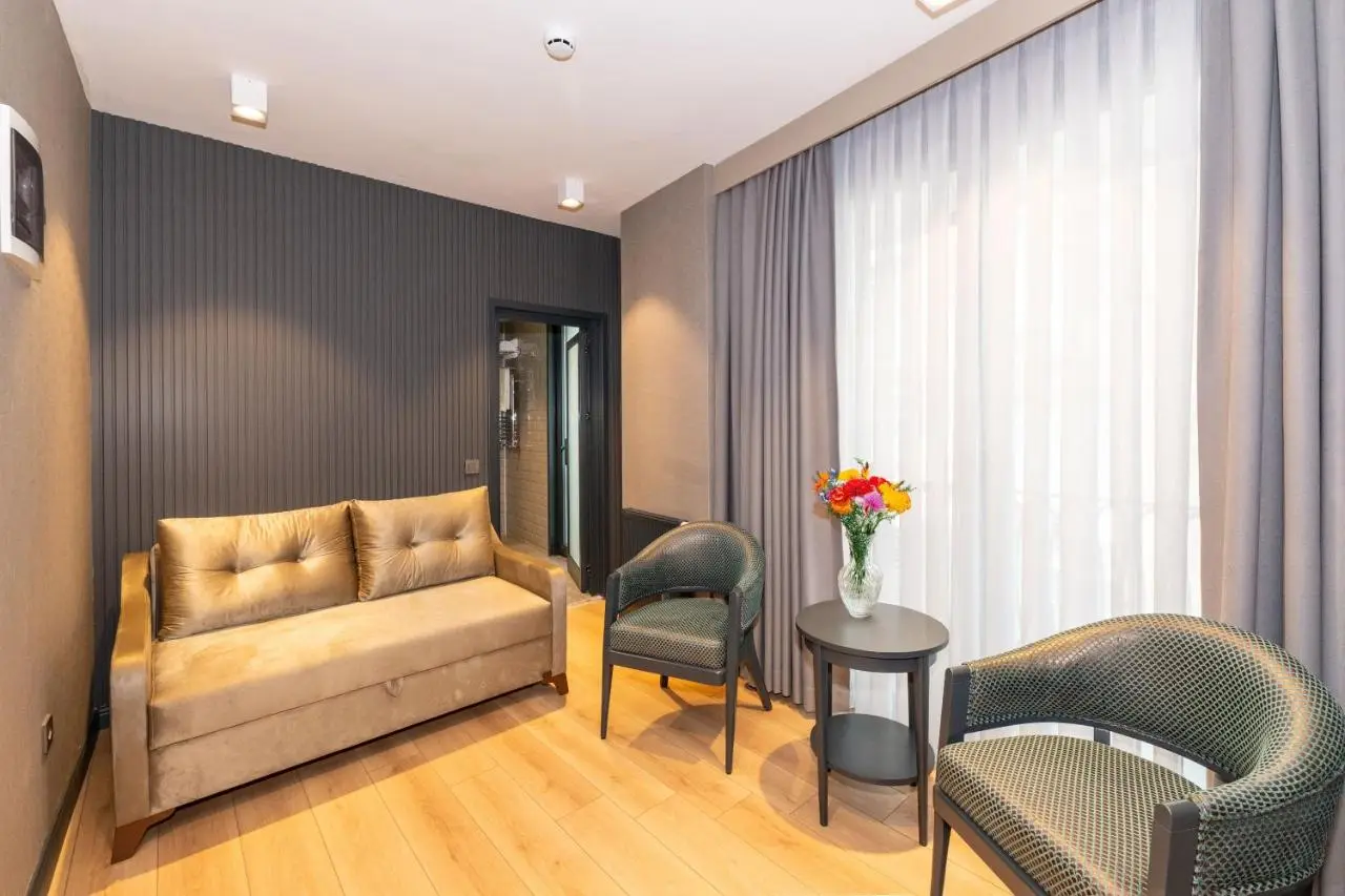 QUİ Hotel&SPA