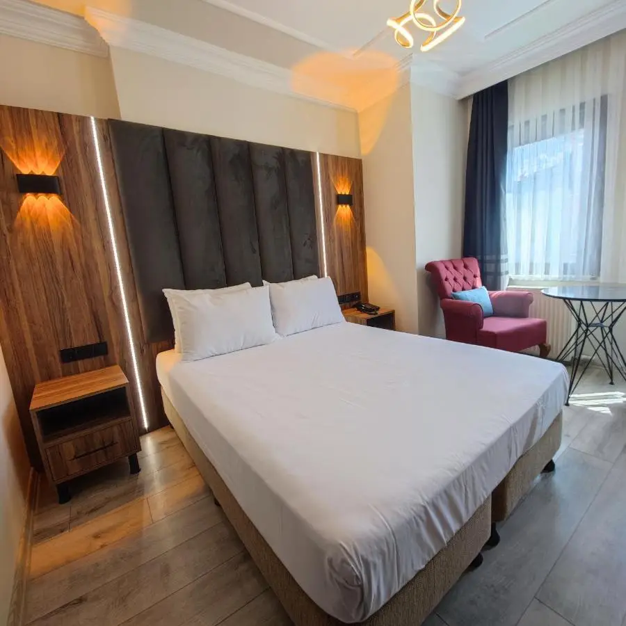 Star Hotel